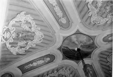 Palazzo Leonori Simboli